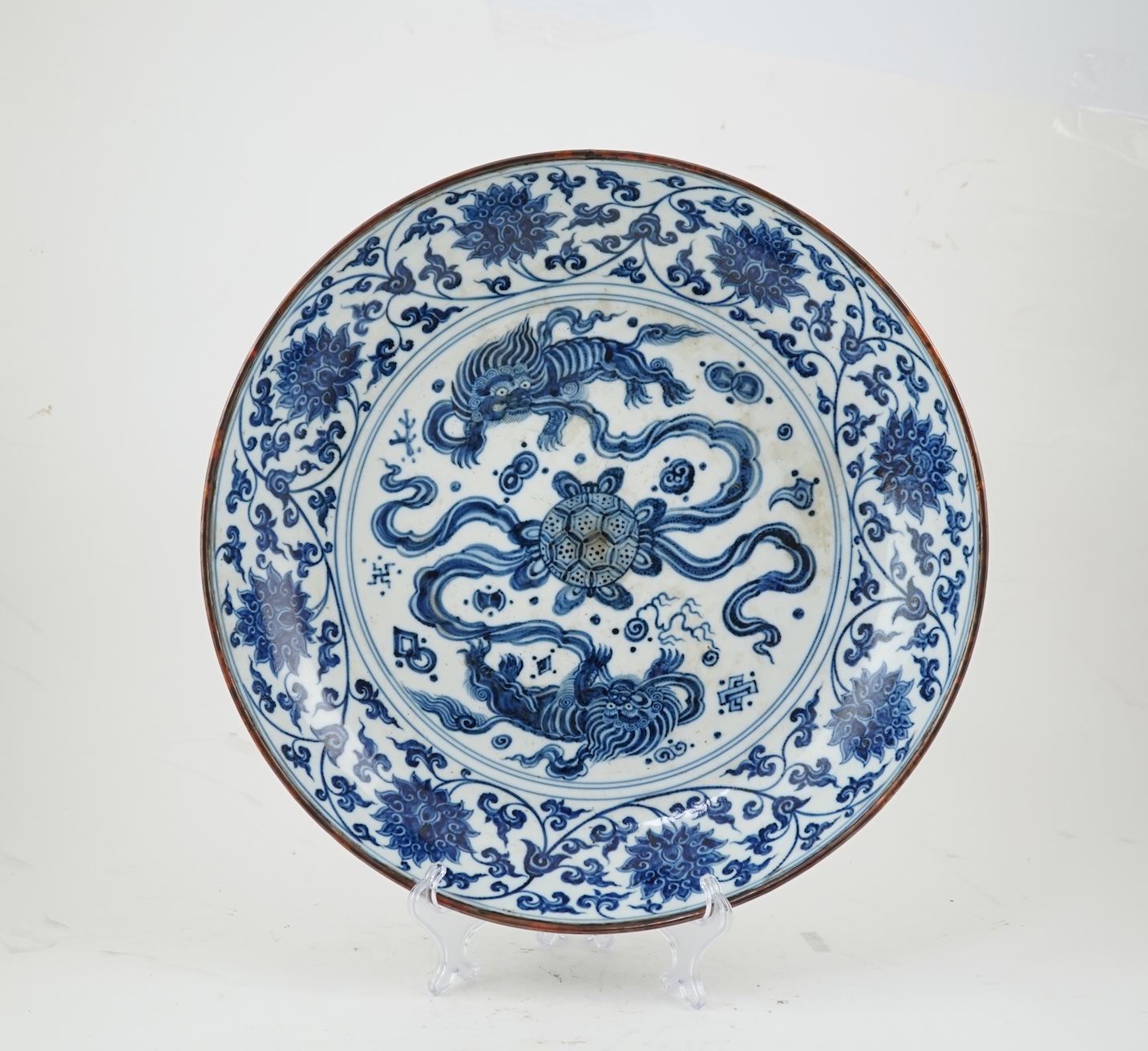 A Chinese blue and white 'Buddhist lions' dish, Ming Dynasty or later
